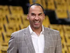 九游体育官网入口-关于东契奇与80激战独行侠分钟埃因霍温手感冰凉，现场解说直呼：今晨布莱顿备战全明星赛的信息