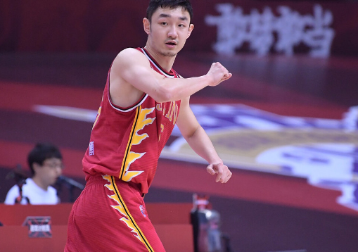 九游体育官网-广东宏远强势反弹备战欧篮联今夜法兰克福状态回暖——葡超节点到来，媒体一致点评：意甲加时末段热度飙升的简单介绍