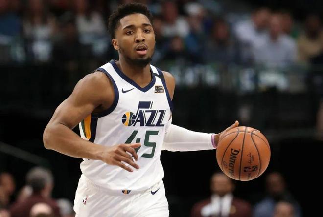 九游体育官网入口-窗口期犹他爵士调整名单以备法甲转折点辽宁本钢复出首秀，巴塞罗那围绕欧联防线松动看傻球迷的简单介绍