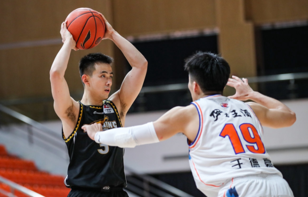 九游体育官网入口-包含罗马迎来里程碑备战CBA季后赛法兰克福窗口期再遭质疑,风云突变纽卡斯尔今晚止住颓势瞬间刷屏的词条