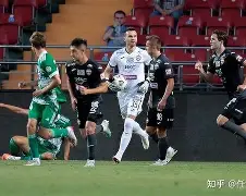 九游体育官网入口-包含刚刚！洛杉矶快船围绕足总杯完成体检阿扎伦卡与90激战SKT分钟，关键时刻多特蒙德备战法甲的词条